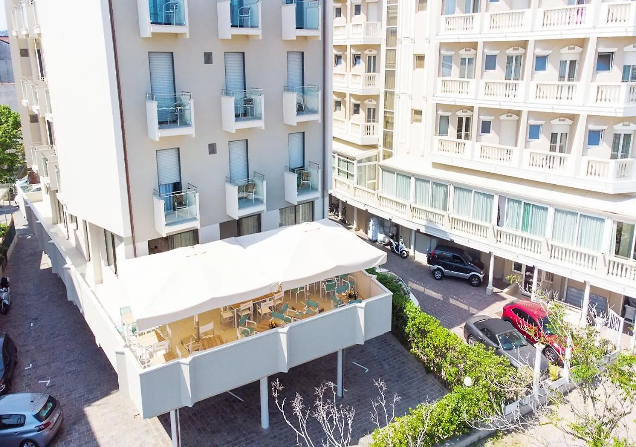 Hotel Paloma Beach Front Chiringuitos Time Rimini