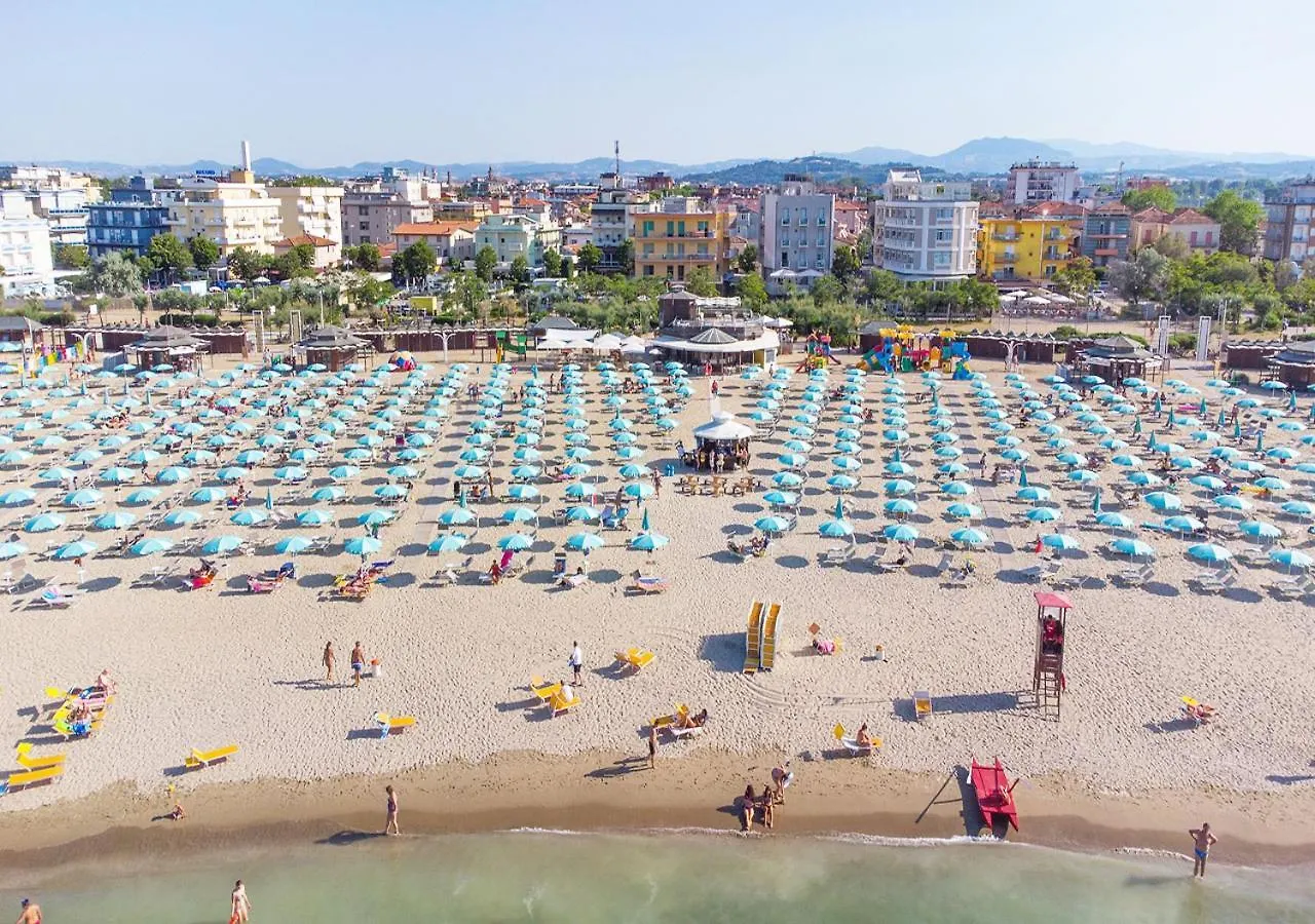 Hotel Paloma Beach Front Chiringuitos Time Rimini